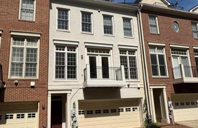 1646 COLONIAL HILLS DRIVE Gallery 2