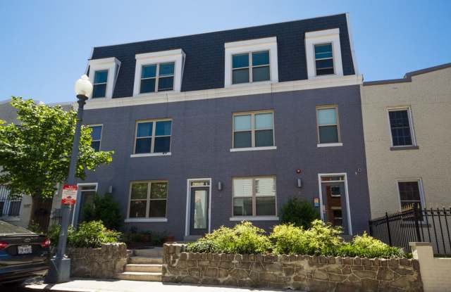 Beautiful 2 Bedroom Condo in Petworth - 610 Newton Place Northwest, Washington, DC 20010
