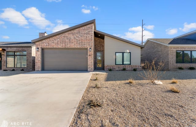 4517 22nd Place - 4517 22nd Place, Lubbock, TX 79407
