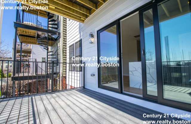 275 Webster Gallery 1