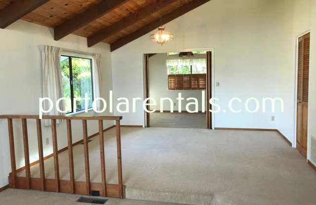631 St. Andrews Dr. Gallery 4