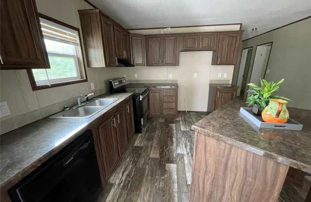 9505 Janet Street Gallery 3