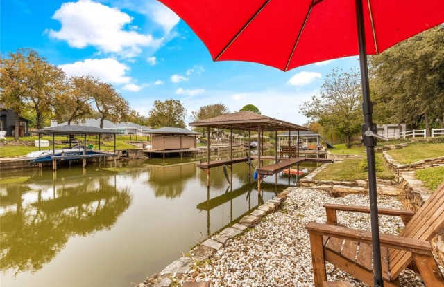 301 Granada Calle Street - 301 Granada Calle Street, Hood County, TX 76049