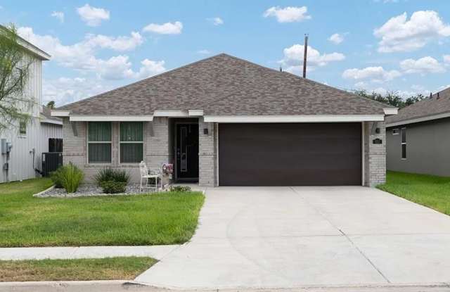 Family Ready Elegant Home in Mission! photos photos
