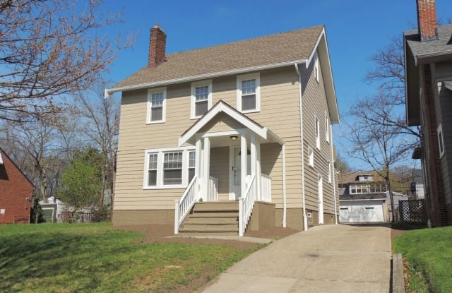 907 Yellowstone Rd - 907 Yellowstone Road, Cleveland Heights, OH 44121