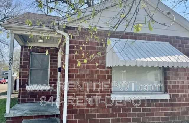 1200 Marshall Ave. photos photos