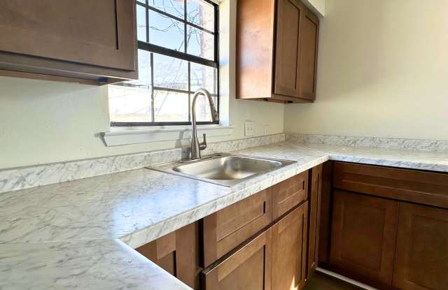 2684 Rue Palafox - C photos photos