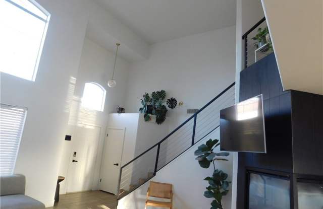 267 Cascading Street Gallery 3