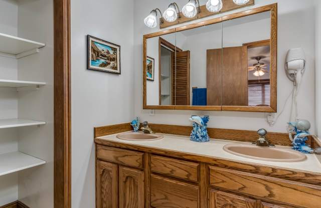 1870 West 2700 South Gallery 4