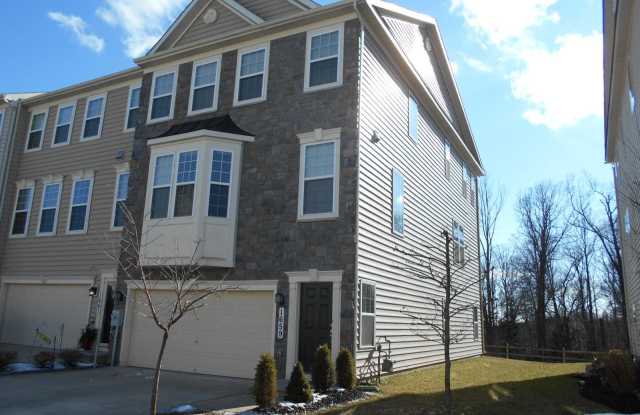 1659 LIVINGSTON DRIVE Gallery 2