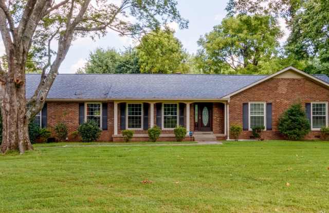 1735 Cedarcroft Drive - 1735 Cedarcroft Drive, Clarksville, TN 37043