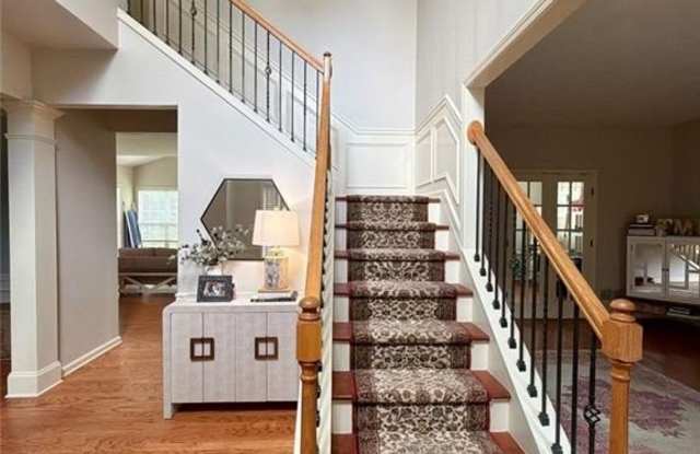 1695 Montcliff Drive Gallery 3