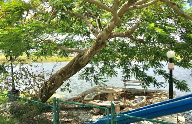 16274 SW 139th Ct photos photos