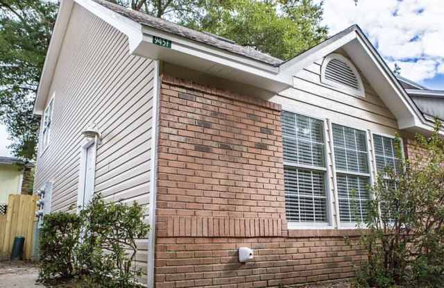 945 Ashley Lane - 1Unit F photos photos