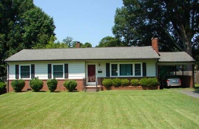 1040 Cliff Road photos photos