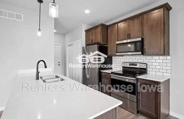 36 Keeneland Court - 36 Keeneland Court, Pleasant Hill, IA 50327 36 Keeneland Court - 36 Keeneland Court, Pleasant Hill, IA 50327