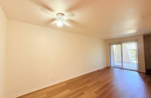 AVAILABLE NOW!! 1 Bedroom 1 Bathroom Condo in Palm Springs! Gallery 4