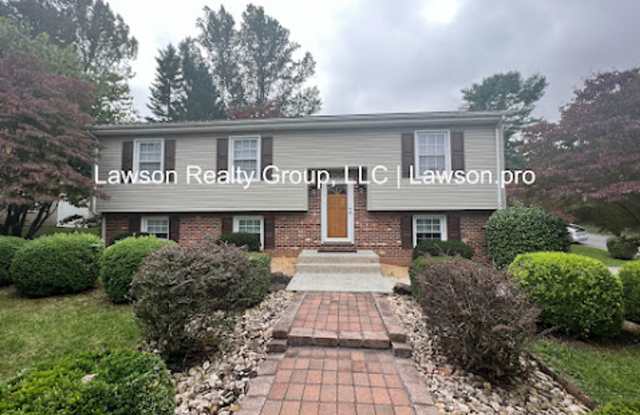 Beautiful Cave Spring Split Level with Back Deck and Garage photos photos Beautiful Cave Spring Split Level with Back Deck and Garage photos photos