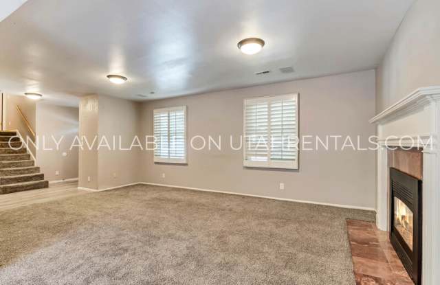 3676 N 870 E Gallery 4