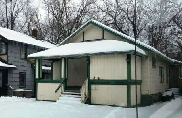 458 Cesar E Chavez Ave - 458 Cesar E. Chavez Avenue, Pontiac, MI 48342