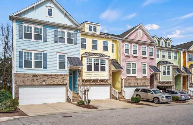 LIVE CLOSE TO IT ALL — SHOPPING, DINING & DOWNTOWN APEX NEARBY! Gallery 3