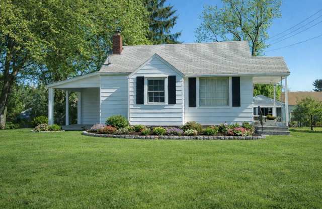 2 Bedroom Plain Township Ranch for Rent photos photos