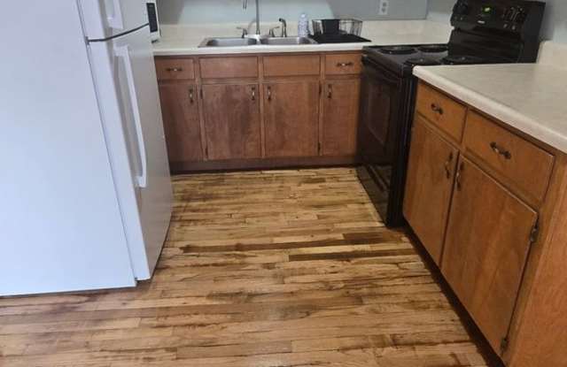 2/1.5 Home for rent Gallery 3