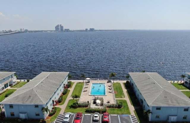 3338 N Key DR - 3338 North Key Drive, North Fort Myers, FL 33903