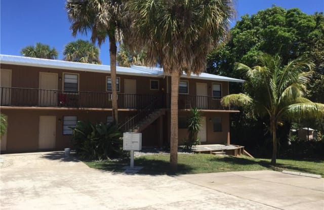 2121 NE Park street Park Street NE - 2121 NE Park St, Jensen Beach, FL 34957