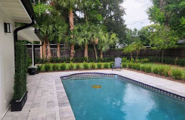 Beautiful Furnished Pool 3/2 Home in Winter Park x Rent !!! photos photos