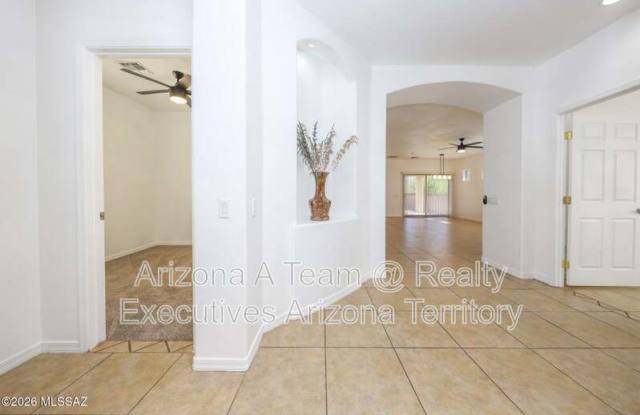 10401 East Yew Place Gallery 2