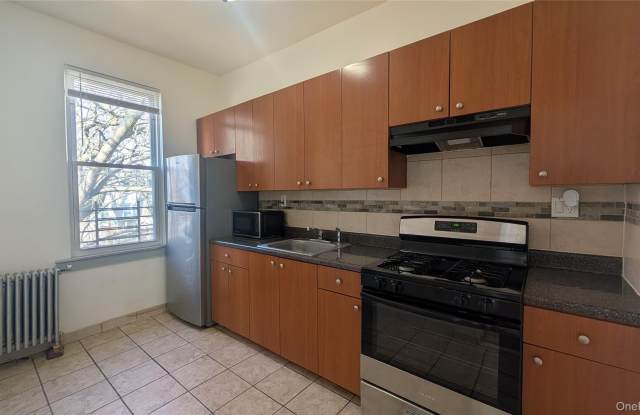 170 Bradford Street unit: 2 photos photos