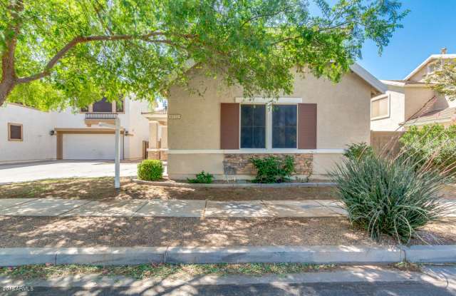 8727 E Kiowa Avenue Gallery 3