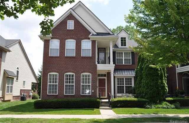 42808 Park Cresent Drive Gallery 1