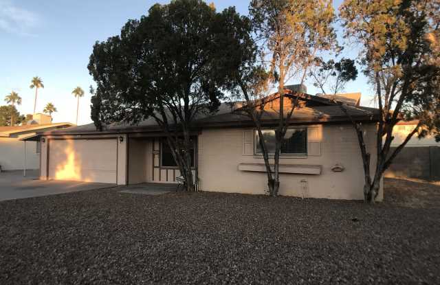 4735 S COUNTRY CLUB Way Gallery 2