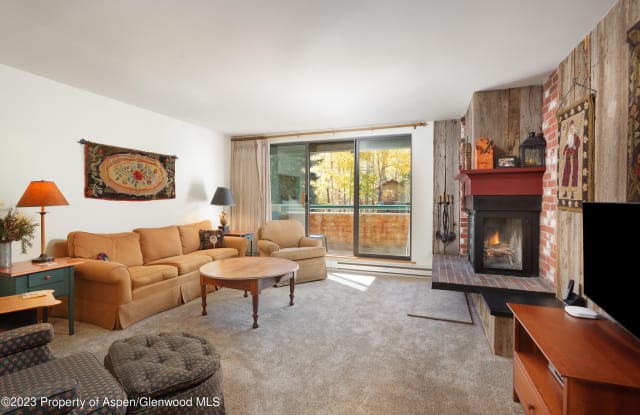1024 E Hopkins Avenue photos photos