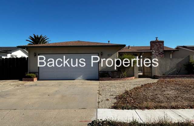 Beautiful one level three bedroom home in North Salinas Gallery 1