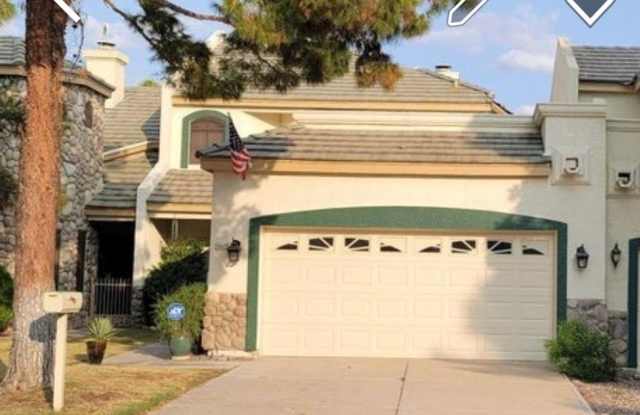 Charming 3BR Townhome in Glendale photos photos
