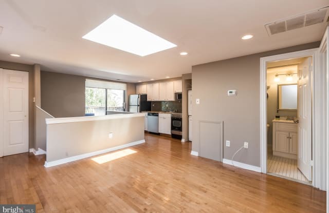 1102 N 4TH STREET - 1102 N 4th St, Philadelphia, PA 19123