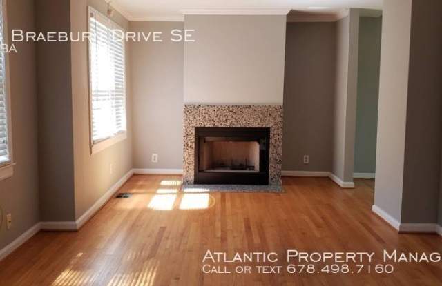 1654 Braeburn Drive SE Gallery 2