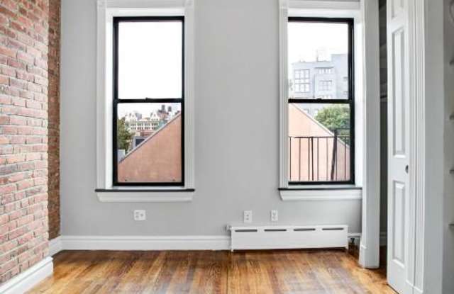 252 MOTT ST. - 252 Mott Street, New York City, NY 10012