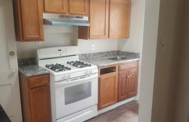 3369 Blaine Street Northeast - 1 Gallery 2