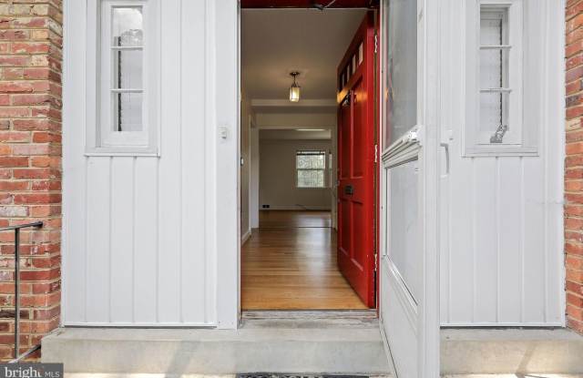 9517 CABLE DR Gallery 2