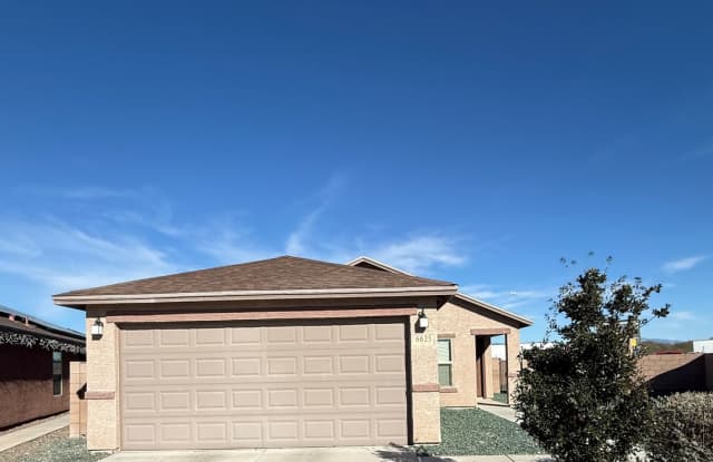 3 Bed | 2 Bath | 1,456 Sq Ft | 2-Car Garage photos photos