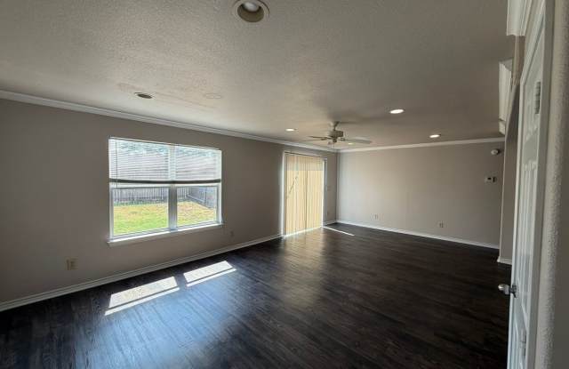 2531 Pascal Court Gallery 2