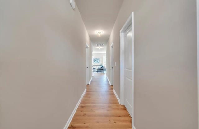 7379 Kings Point Drive Gallery 3
