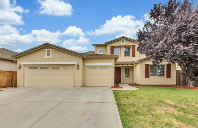 Gorgeous East Elk Grove Home - 9452 White Horse Way, Elk Grove, CA 95624