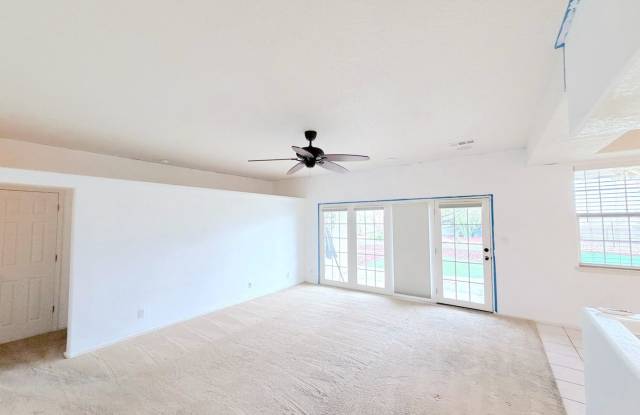 Spacious 4-Bedroom Home in Enchanted Hills – Rio Rancho. Refrigerated Air. Lots of space. Gallery 3