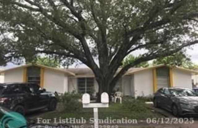 5890 NW 20th St photos photos