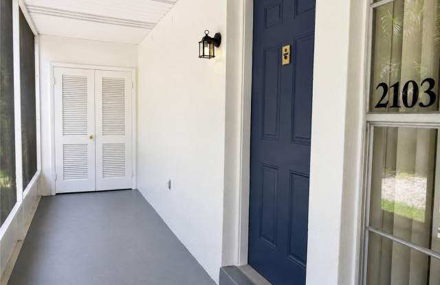 2103 SE Edler Drive Gallery 2